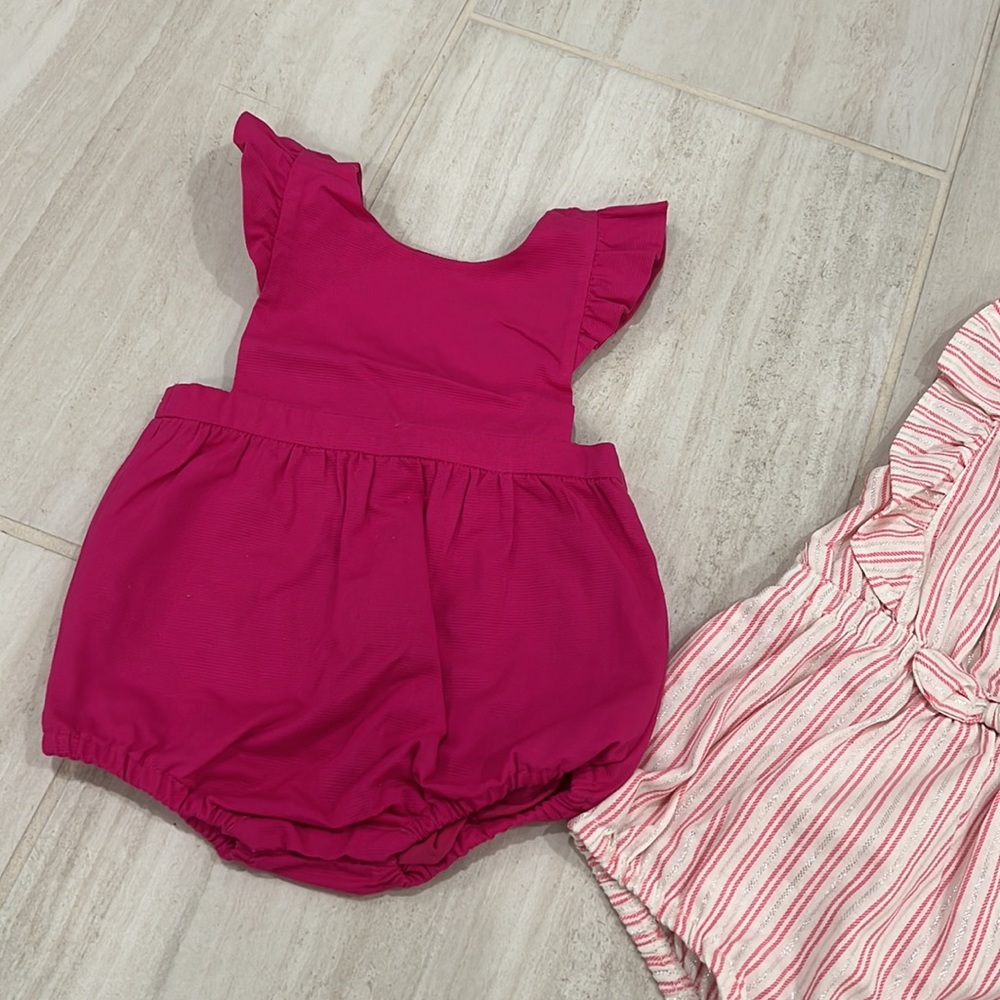 Jacadi and Jessica Simpson open Back Rompers - Picture 2 of 4